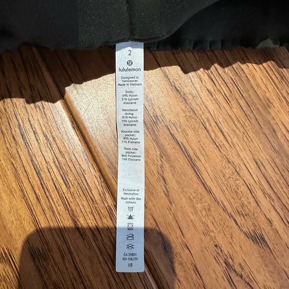 Lululemon Ladies pants. Size 2. Color: Olive Green - Picture 6 of 8